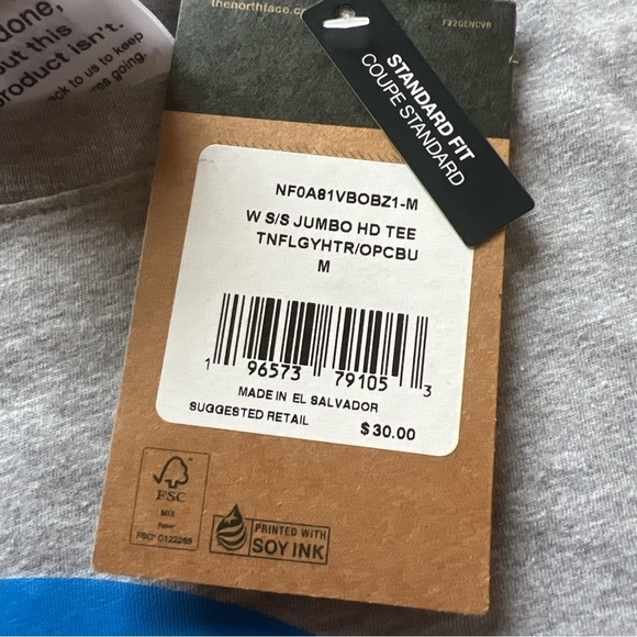 NWT The North Face Earth Active Hiking T-Shirt Women's Size Medium Gray SS (Y) - Picture 3 of 5